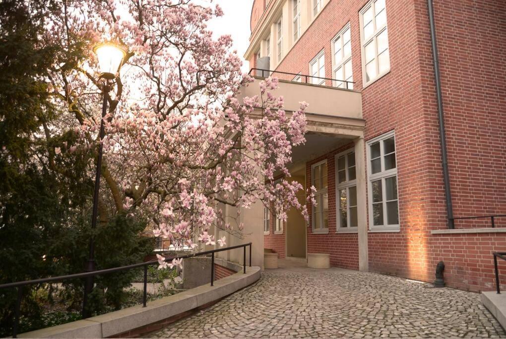 Elegant Apartment In The City Center Breslau Exterior foto